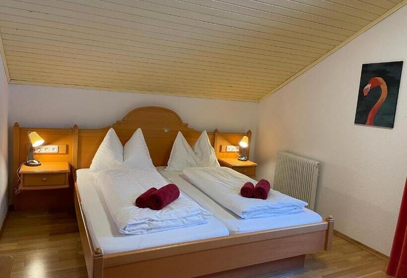 침실 2개 아파트, Pension 's Waldeck