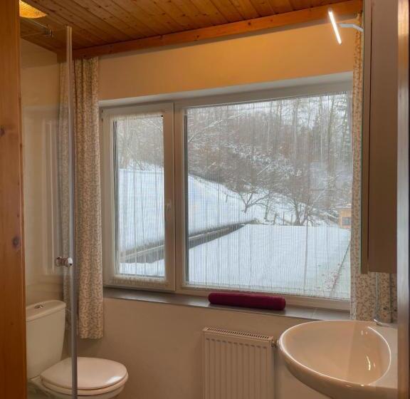 패밀리 룸, Pension 's Waldeck