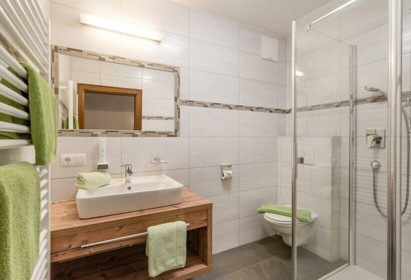 스탠다드 발코니 룸, Postgasthof Fischerwirt