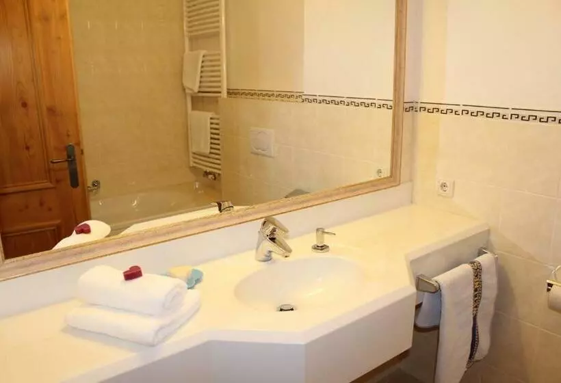 マウンテンビュースタンダードルーム, Ruhehotel & Naturresort Rehbach   Adults Only