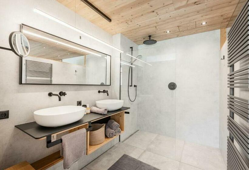 标准工作室, S'hoamatl Dorfkrug Appartements