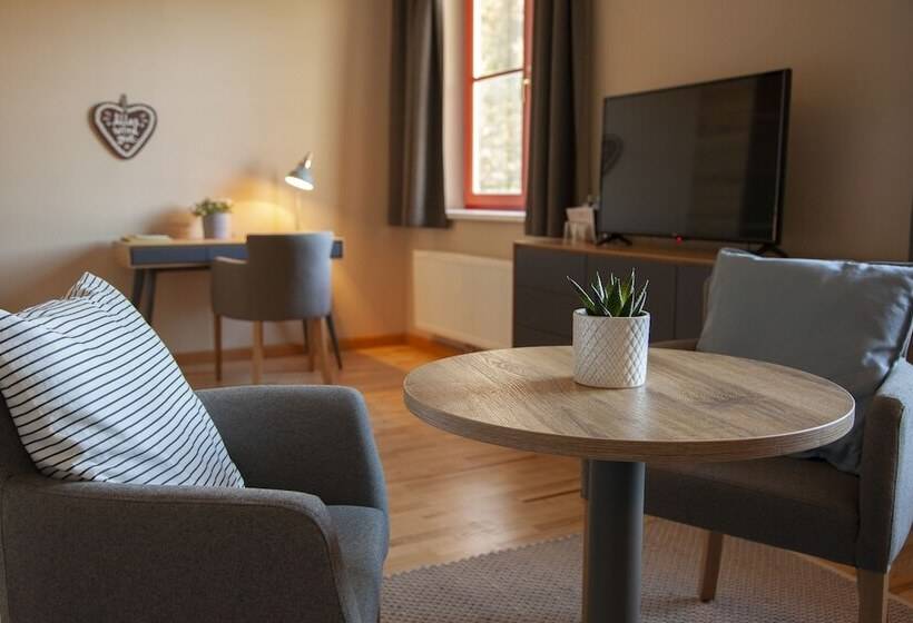 스탠다드 트리플 룸, Jufa Hotel Mariazell