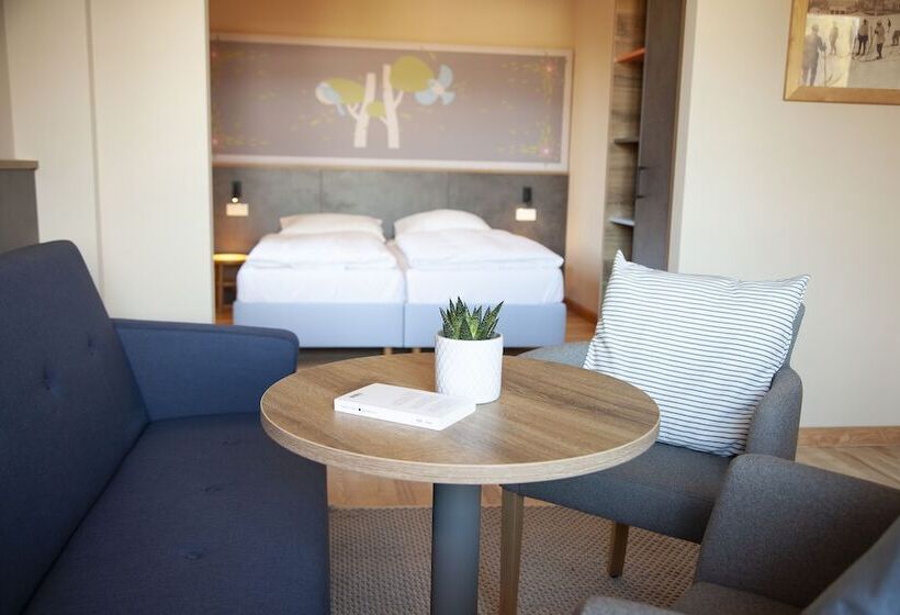 غرفة قياسية ثلاثية, Jufa Hotel Mariazell