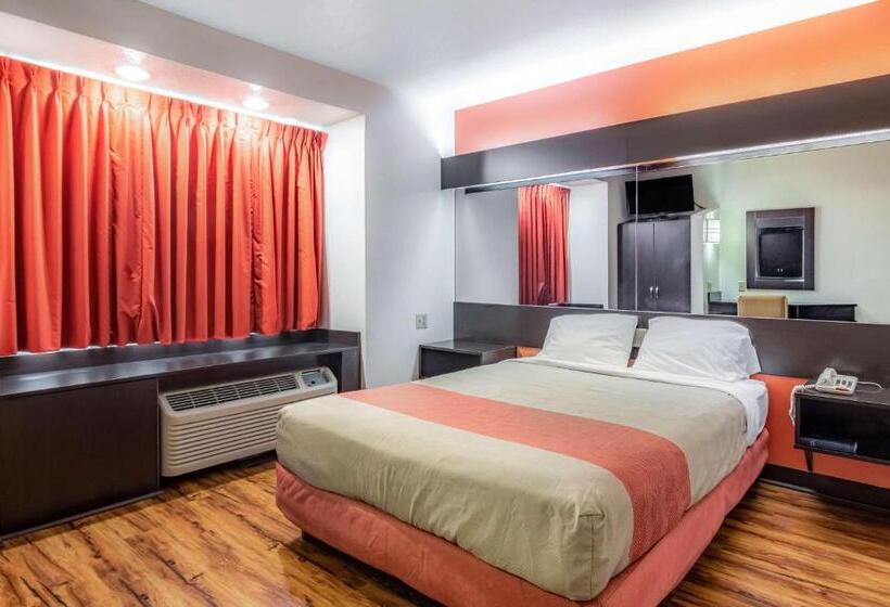 장애인을 위한 스탠다드 룸, Motel 6 Chattanooga Downtown