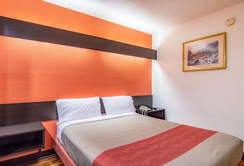 장애인을 위한 스탠다드 룸, Motel 6 Chattanooga Downtown