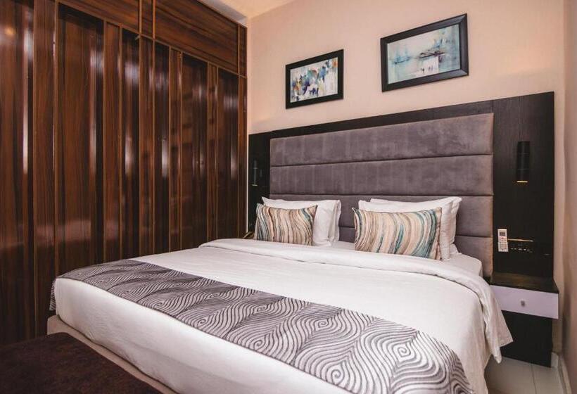 سوییت اجرایی, Bon Hotel Asaba