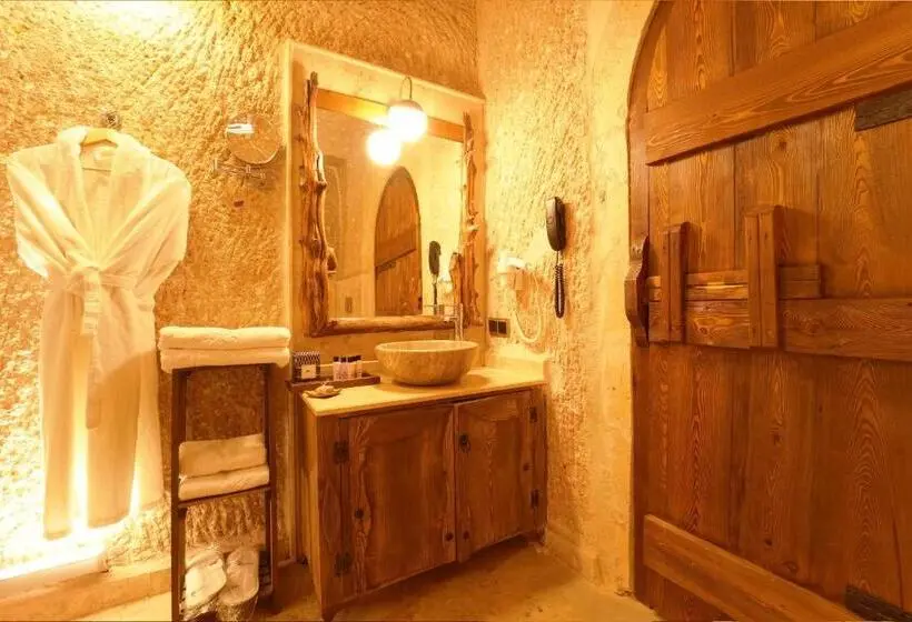 Camera Standard con Idromassaggio, Pegas Cave Suites