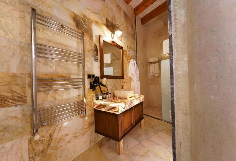 스탠다드 발코니 룸, Pegas Cave Suites