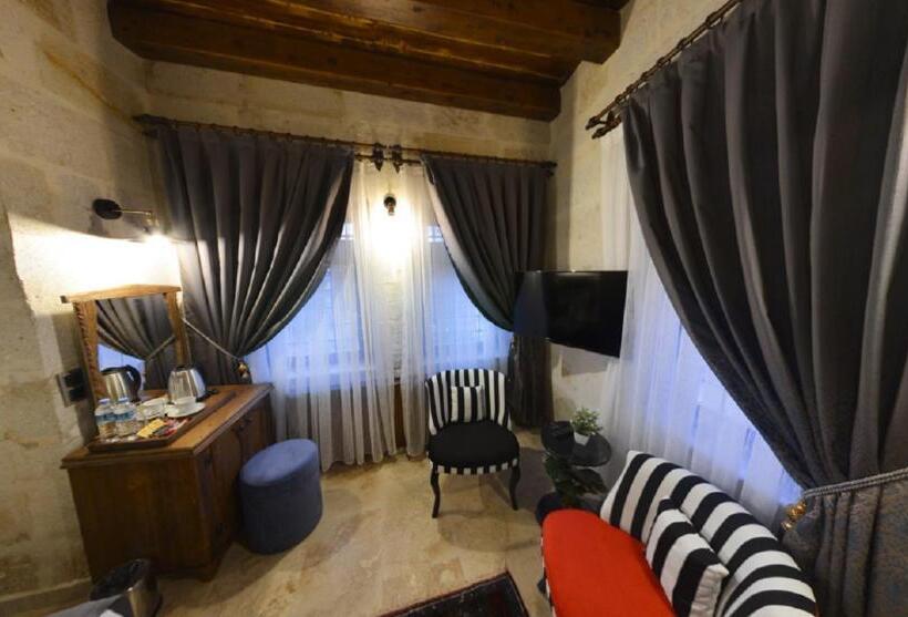 디럭스 룸, Pegas Cave Suites