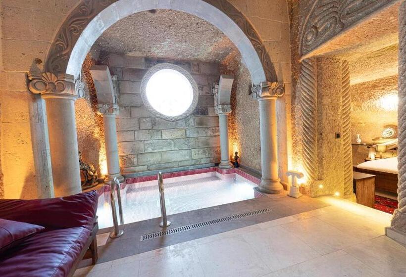 스탠다드 자쿠지 룸, Pegas Cave Suites