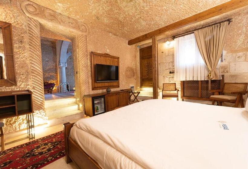 스탠다드 자쿠지 룸, Pegas Cave Suites