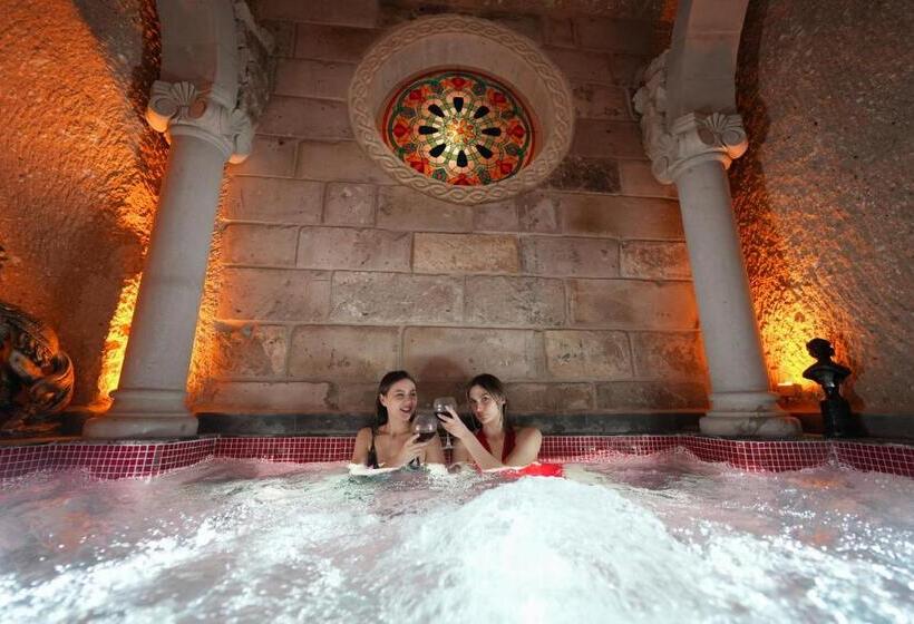 스탠다드 자쿠지 룸, Pegas Cave Suites