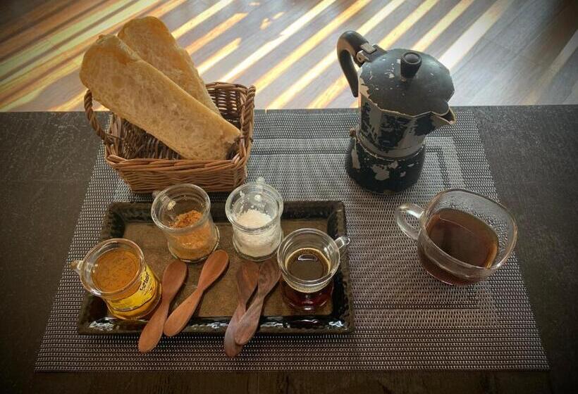 Стандартный Номер Кровать Кинг, The Escape With Jadeon