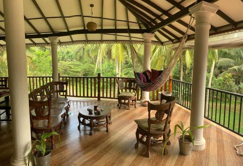 Стандартный Номер Кровать Кинг, The Escape With Jadeon