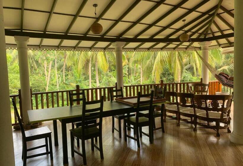 Стандартный Номер Кровать Кинг, The Escape With Jadeon