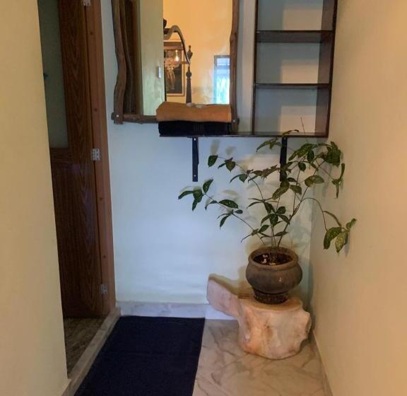 Стандартный Номер Кровать Кинг, The Escape With Jadeon