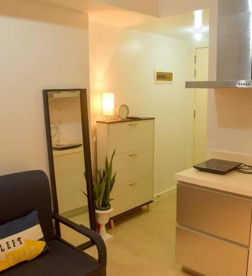 침실 1개 아파트, 1br Condo In Parañaque