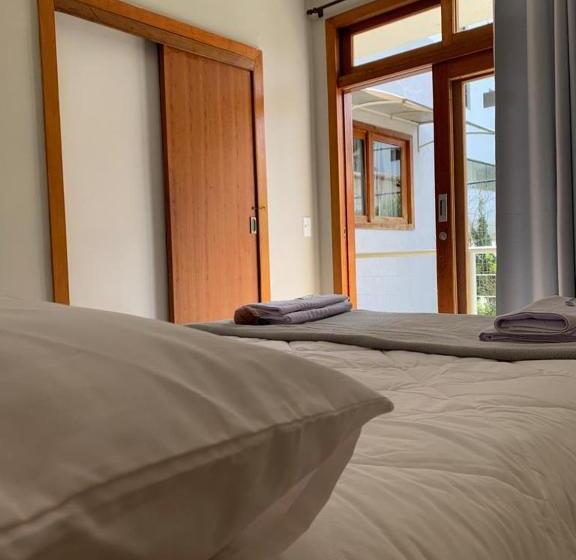 اتاق لوکس چهار تخته, Pousada Lazúli