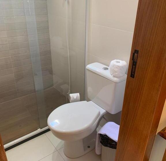 Standard studio with lake view, Pousada Lazúli