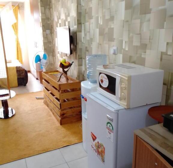 اتاق لوکس با تخت بزرگ, Tsavo 90 Degrees
