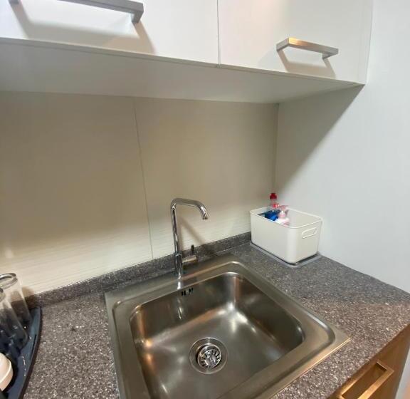 スタンダードスタジオ, Cozy Fully Furnished Qc Studio With Skyline View