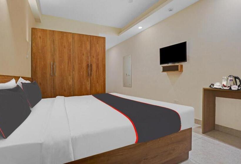 Classic Kolmen Hengen Huone, Collection O Rm Residency Near Appu Ghar