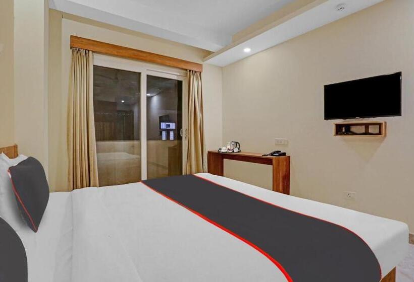 Classic Kolmen Hengen Huone, Collection O Rm Residency Near Appu Ghar