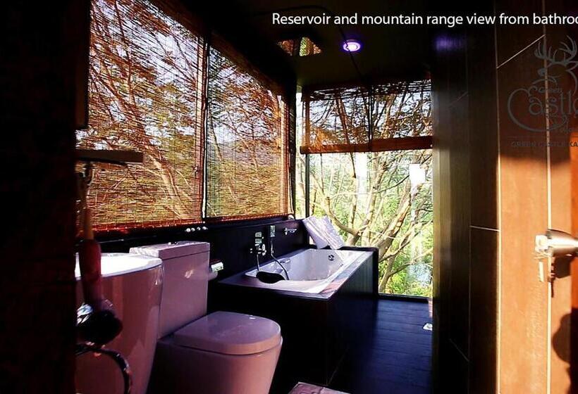 Номер Стандарт Трехместный, Kings Green Castle Kandy