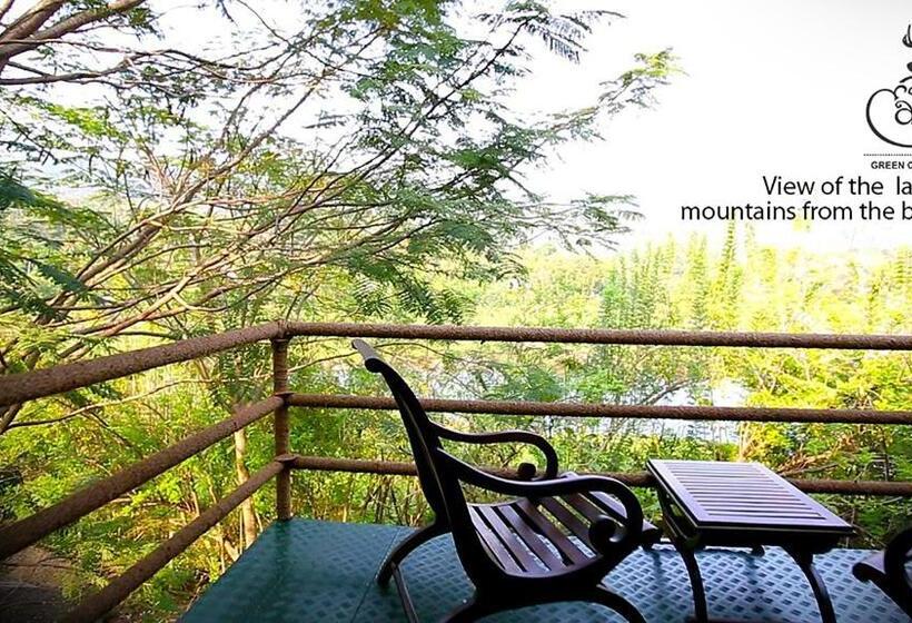 Стандартный Номер Кровать Кинг, Kings Green Castle Kandy