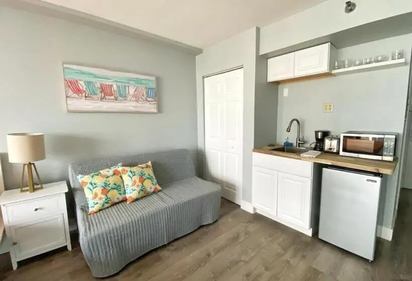 Deluxe-studio, Ocean Side Inn Studios