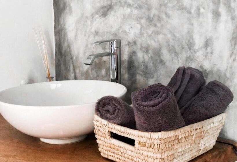 スタンダード４人部屋, Pili Pili Oasis