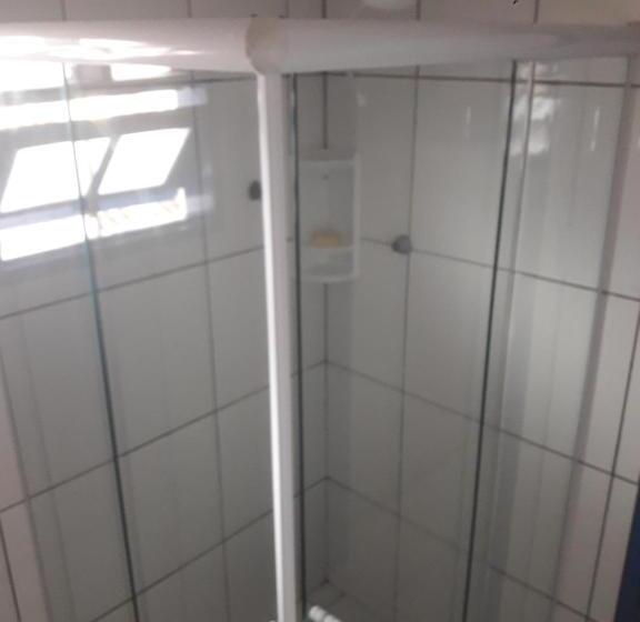 اتاق ساده سه‌ نفره, Pousada Ana Lua Paraty