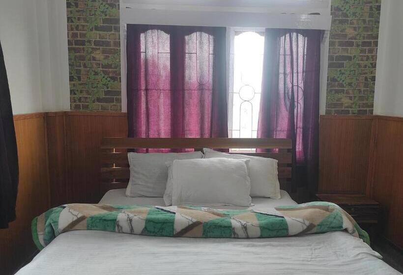 غرفة قياسية, Tawang