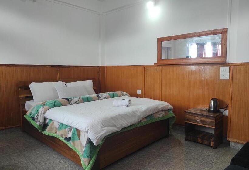 غرفة ديلوكس, Tawang