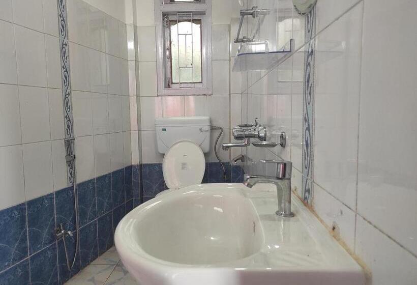 غرفة ديلوكس, Tawang