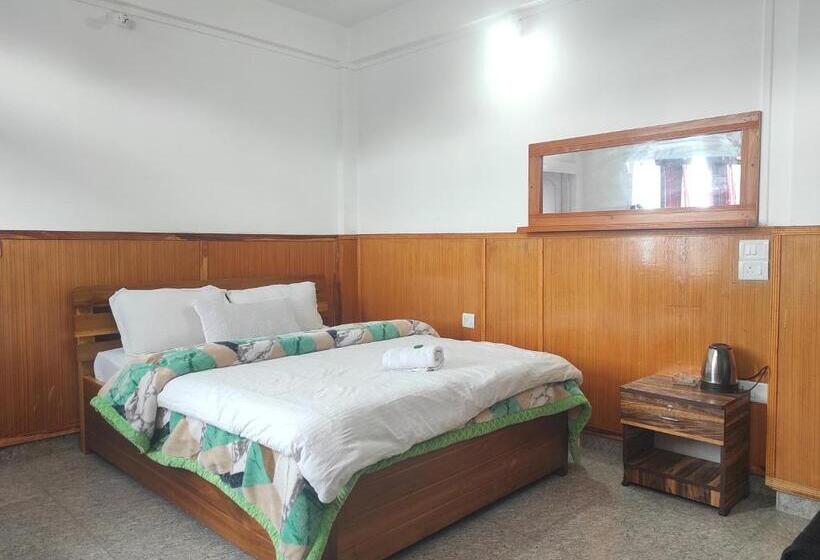 غرفة ديلوكس, Tawang