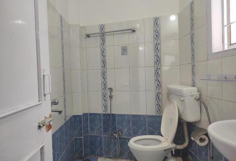 غرفة قياسية, Tawang