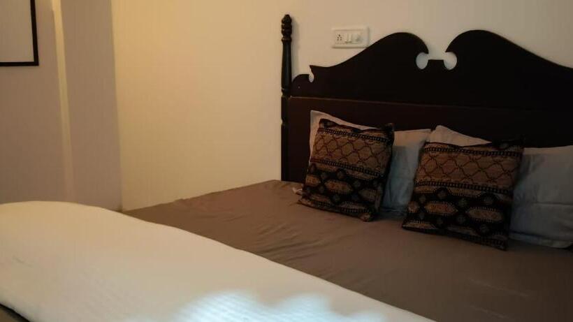 Номер Economy, View Lake Village