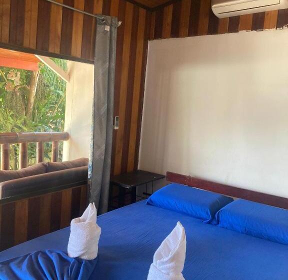 اتاق استاندارد, Malinche Hostel