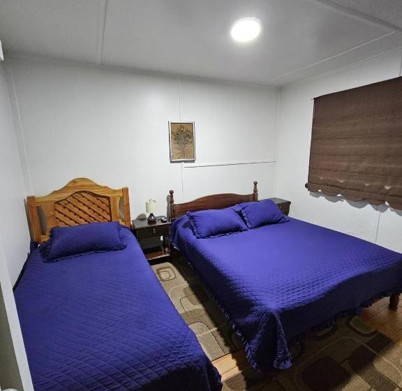 اتاق استاندارد سه نفره, La Hosteria Anwandter