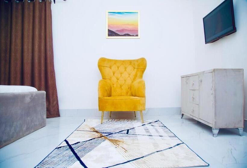 اتاق استاندارد با تخت بزرگ, Oasis Villa Lekki