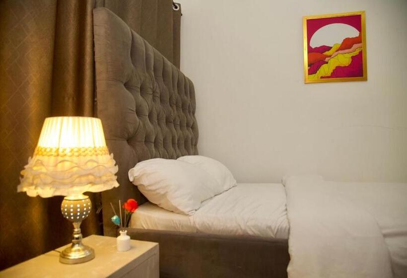 اتاق لوکس, Oasis Villa Lekki