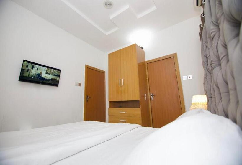 اتاق لوکس, Oasis Villa Lekki