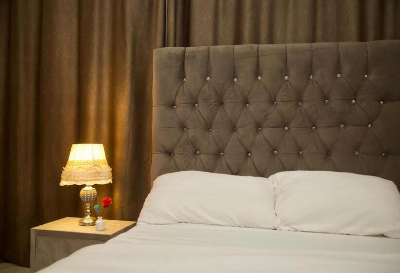 اتاق لوکس, Oasis Villa Lekki
