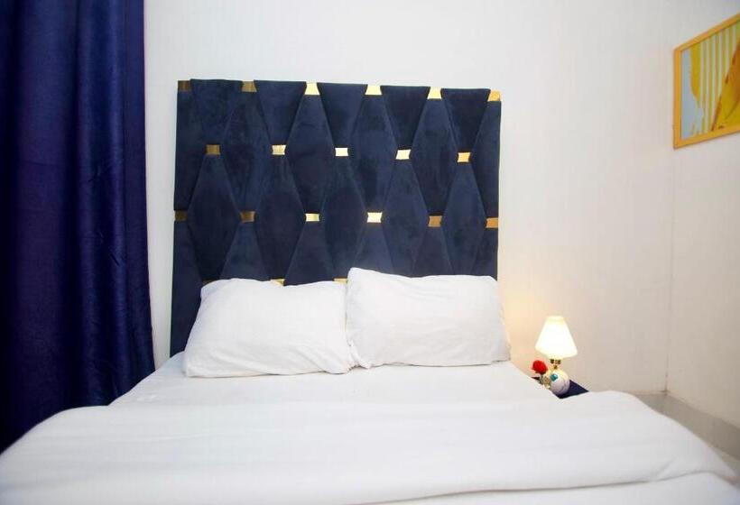 اتاق لوکس, Oasis Villa Lekki