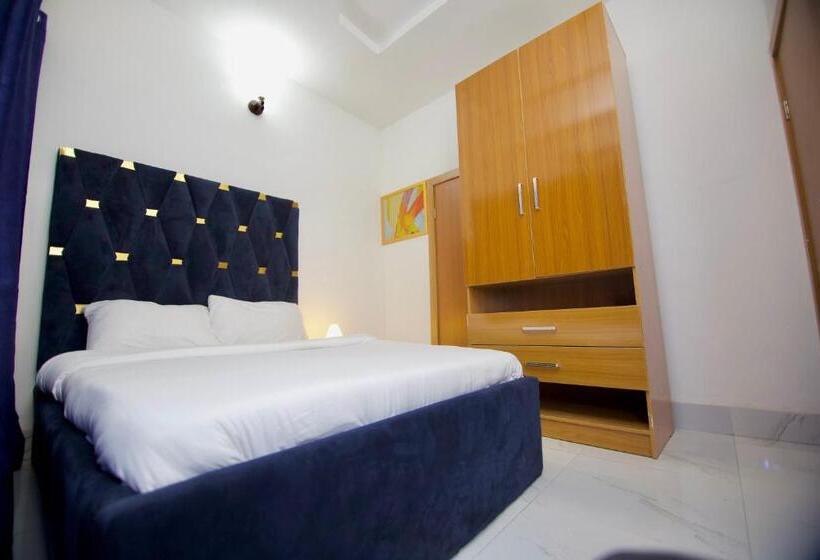 اتاق لوکس, Oasis Villa Lekki
