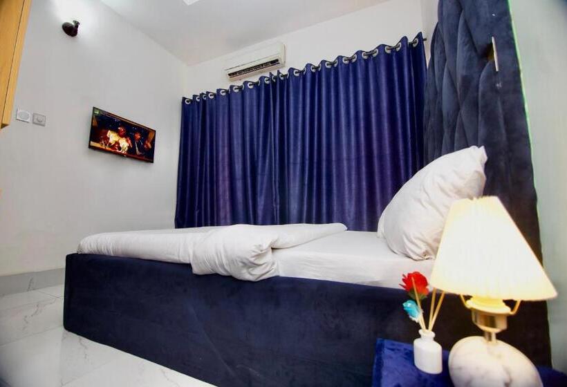 اتاق لوکس, Oasis Villa Lekki