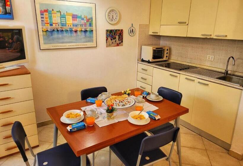 آپارتمان 1 خوابه همکف, Pineta Azzurra