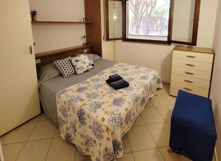 آپارتمان 1 خوابه با تراس, Pineta Azzurra