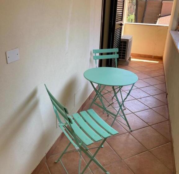 آپارتمان 1 خوابه با تراس, Pineta Azzurra